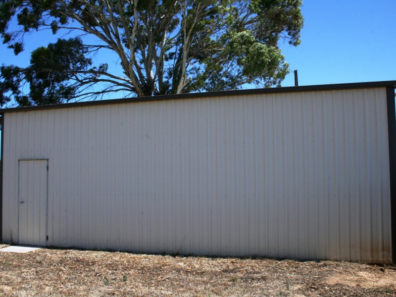 42 Main Coast Road, Pine Point SA 5571