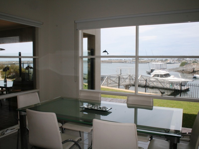 42 Marina Drive, Port Vincent SA 5581