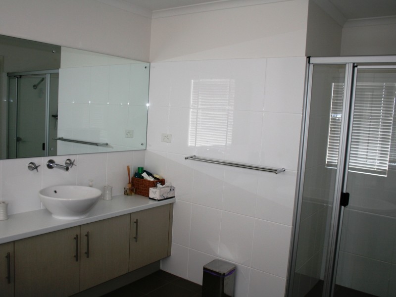 42 Marina Drive, Port Vincent SA 5581