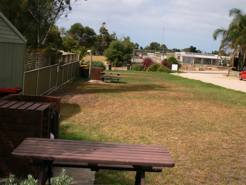 2/4 Parsons Street, Port Vincent SA 5581