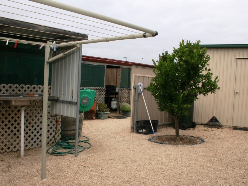 5 Hawk Road, Port Vincent SA 5581