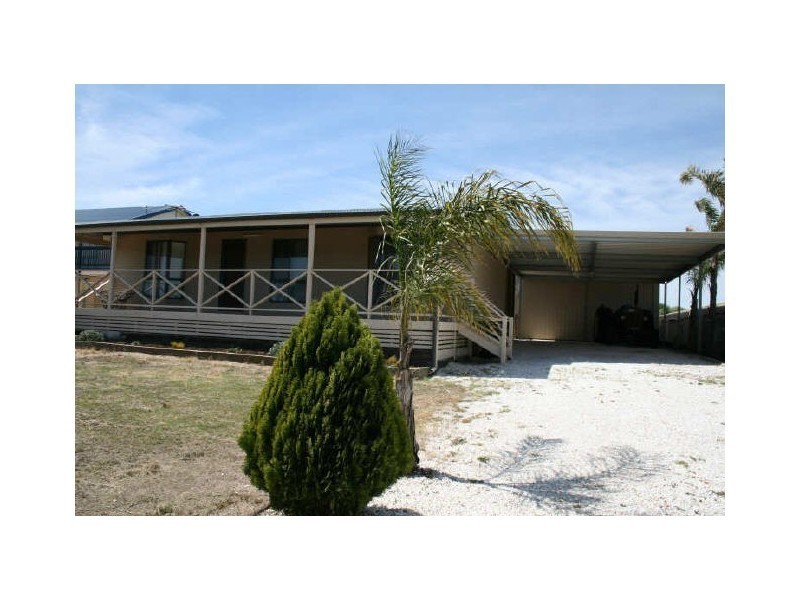 32 Mesnil Drive, Port Clinton SA 5570