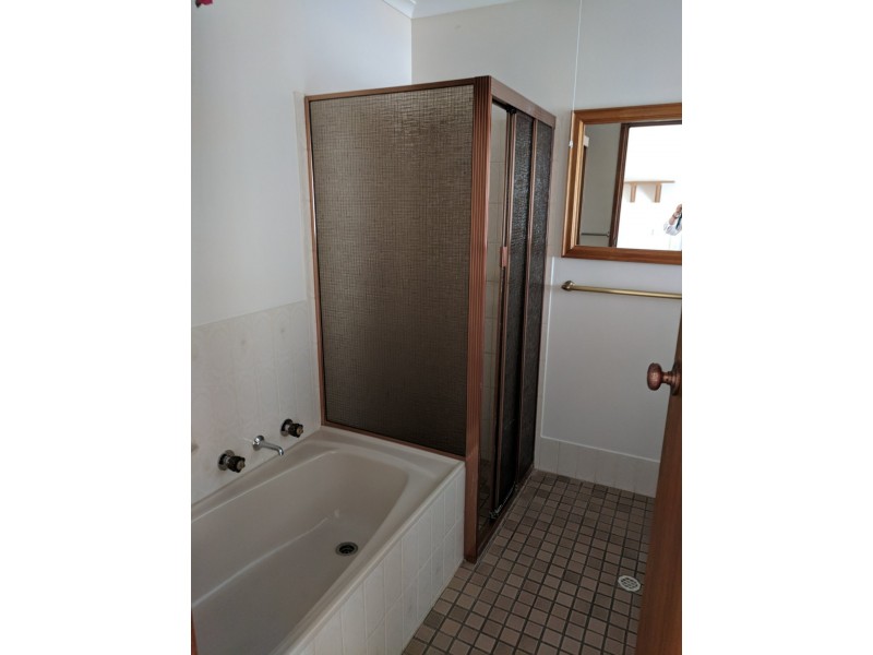 7 Bennett St, Port Vincent SA 5581