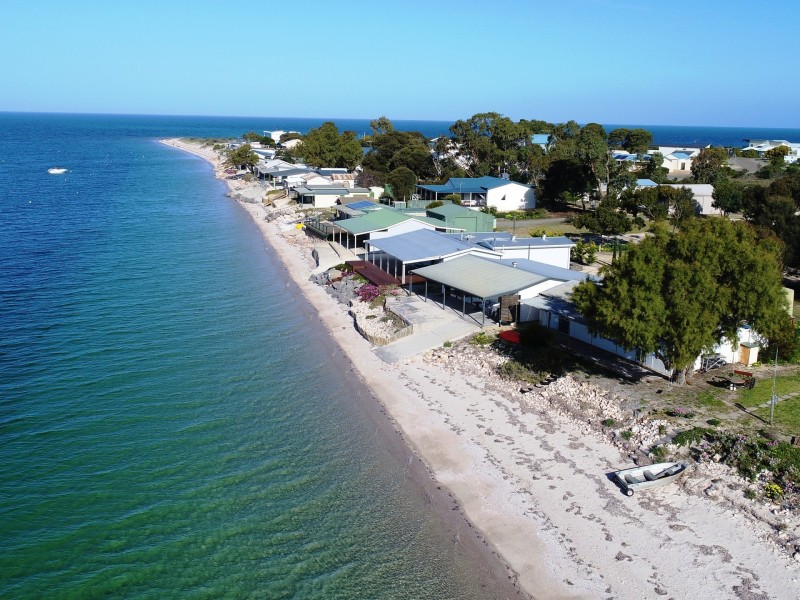 124 Black Point Drive, Black Point SA 5571