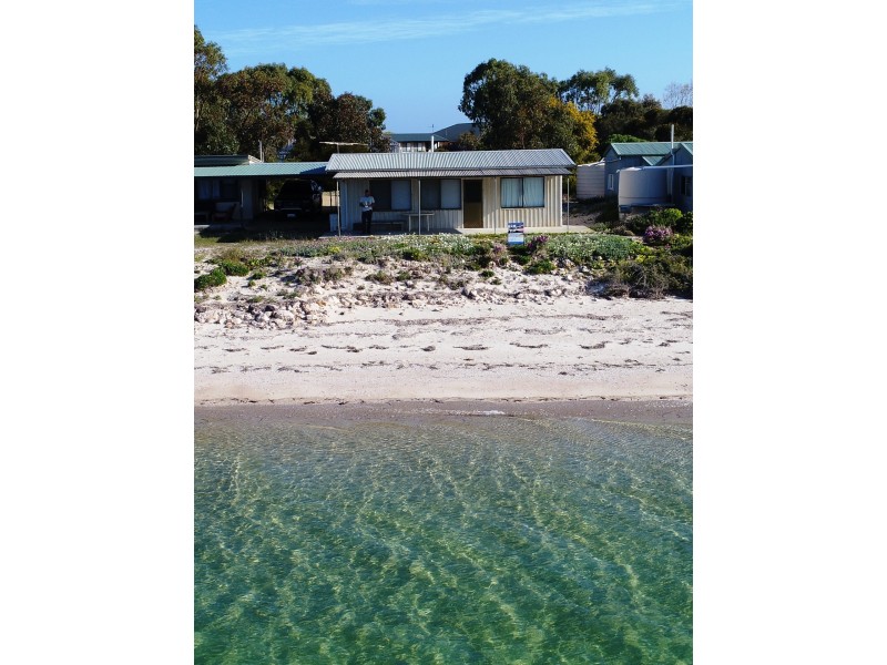 124 Black Point Drive, Black Point SA 5571