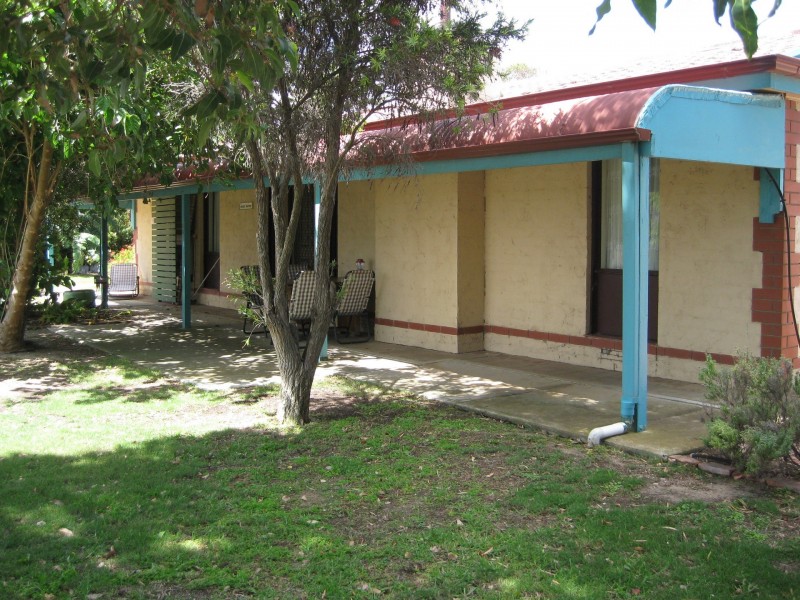 15 Curramulka Road, Port Vincent SA 5581