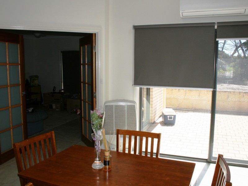 8 John Robb Crt, Port Vincent SA 5581