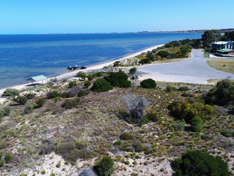 50 Esplanade, Pine Point SA 5571