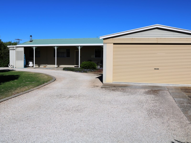 41 Sixth Street, Wool Bay SA 5575