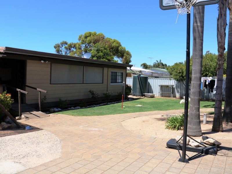 66 Main Street, Port Vincent SA 5581