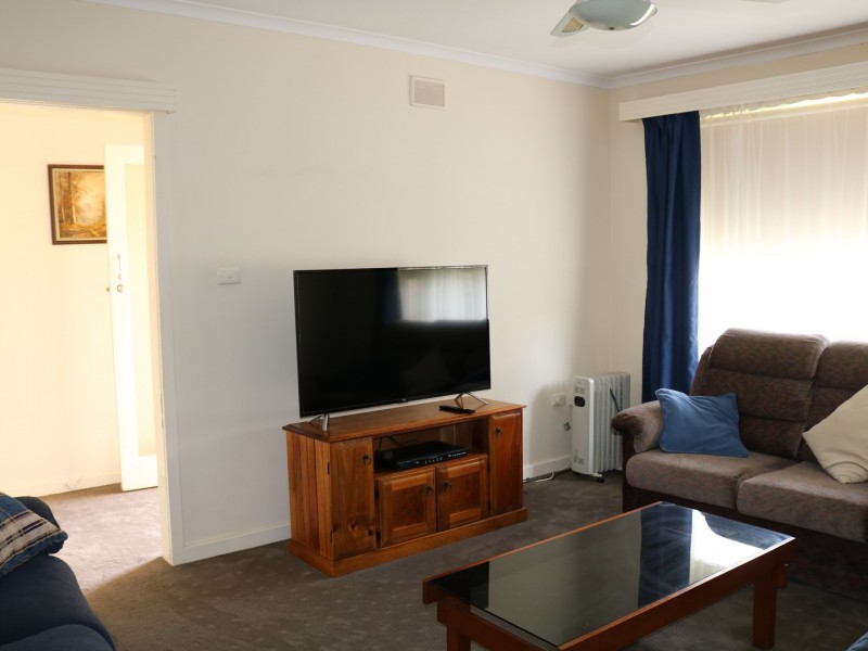 11 Curramulka Road, Port Vincent SA 5581