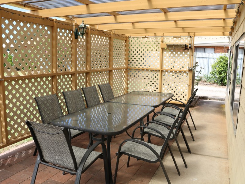 11 Curramulka Road, Port Vincent SA 5581