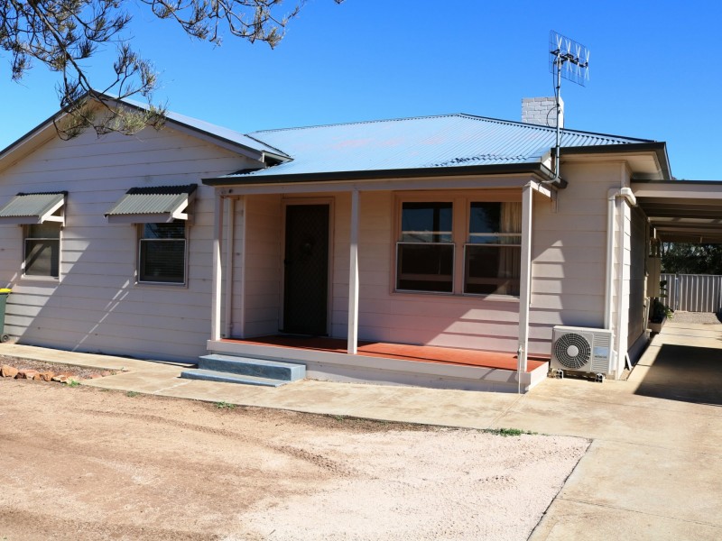 8 Eldon Street, Maitland SA 5573