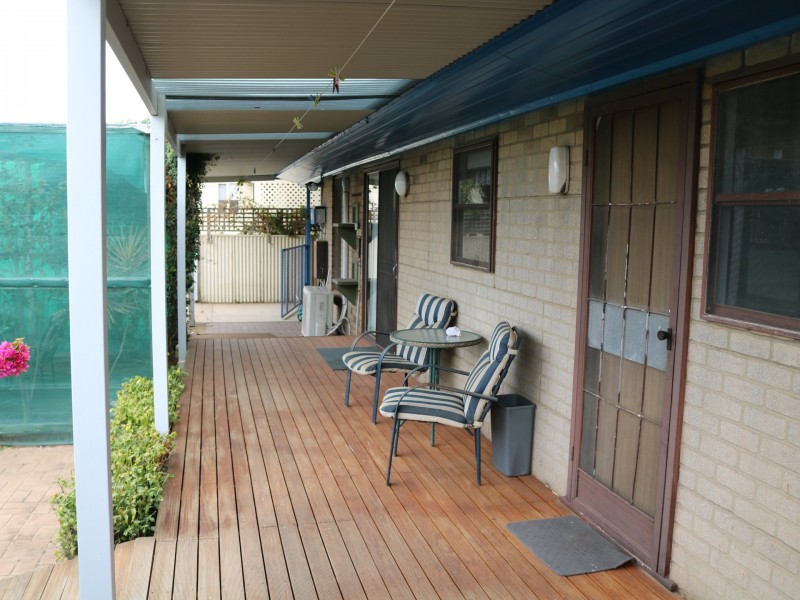 10 Chester Avenue, Port Vincent SA 5581