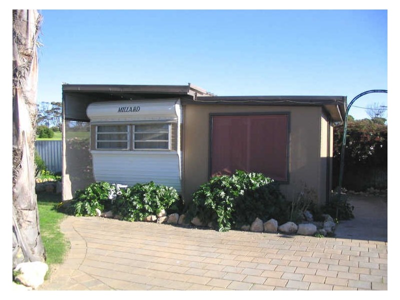 66 Minlaton Road, Port Vincent SA 5581