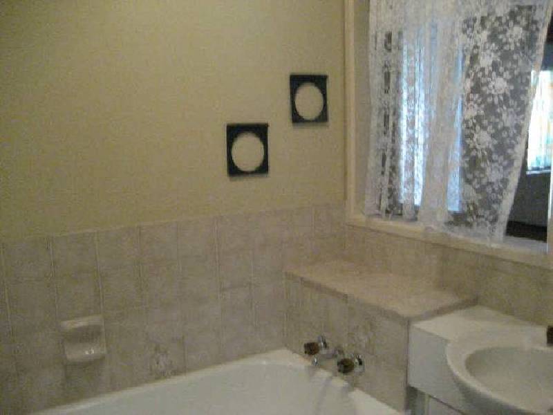 2 Honeysuckle Drive, Bokarina QLD 4575