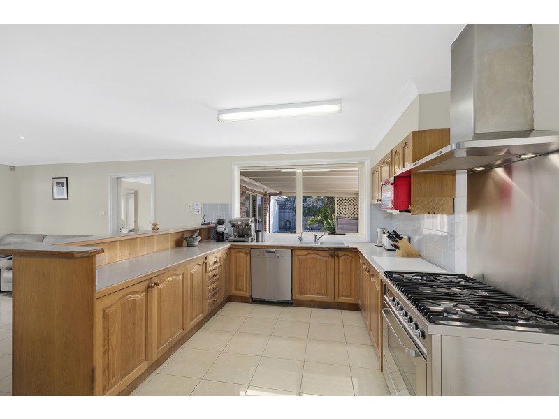 15 Naelcm Avenue, Killarney Vale NSW 2261