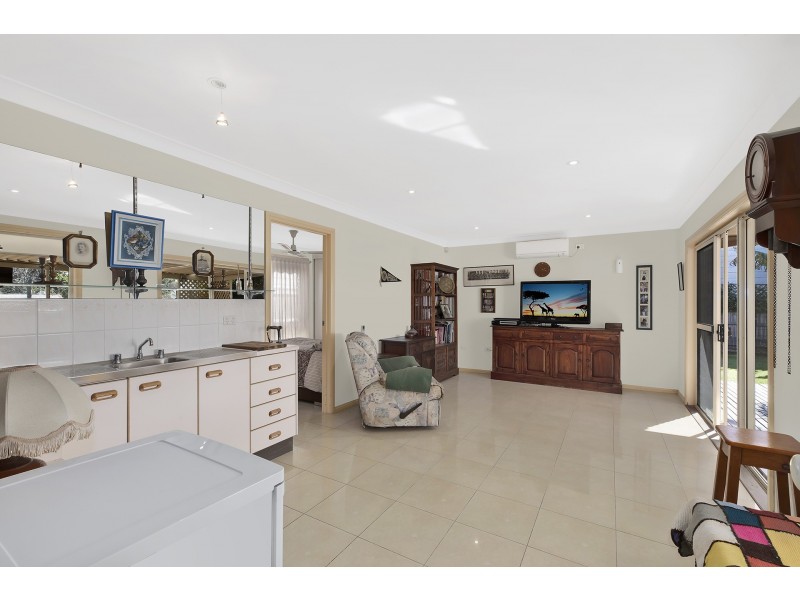 15 Naelcm Avenue, Killarney Vale NSW 2261