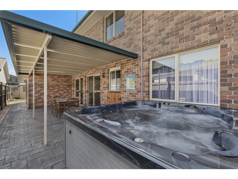 15 Naelcm Avenue, Killarney Vale NSW 2261