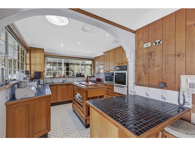 48 Lucas Crescent, Berkeley Vale NSW 2261