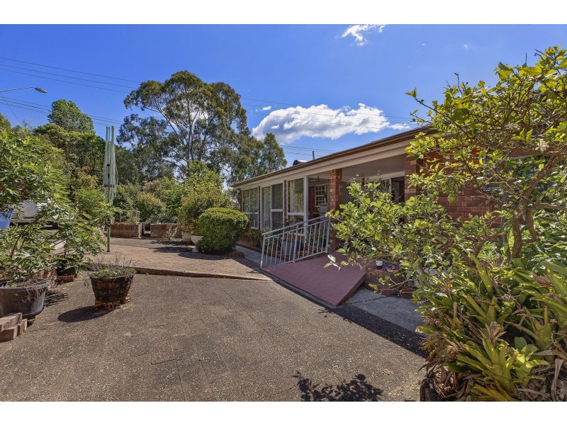 48 Lucas Crescent, Berkeley Vale NSW 2261