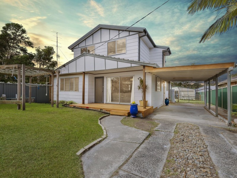 66 Bass Avenue, Killarney Vale NSW 2261