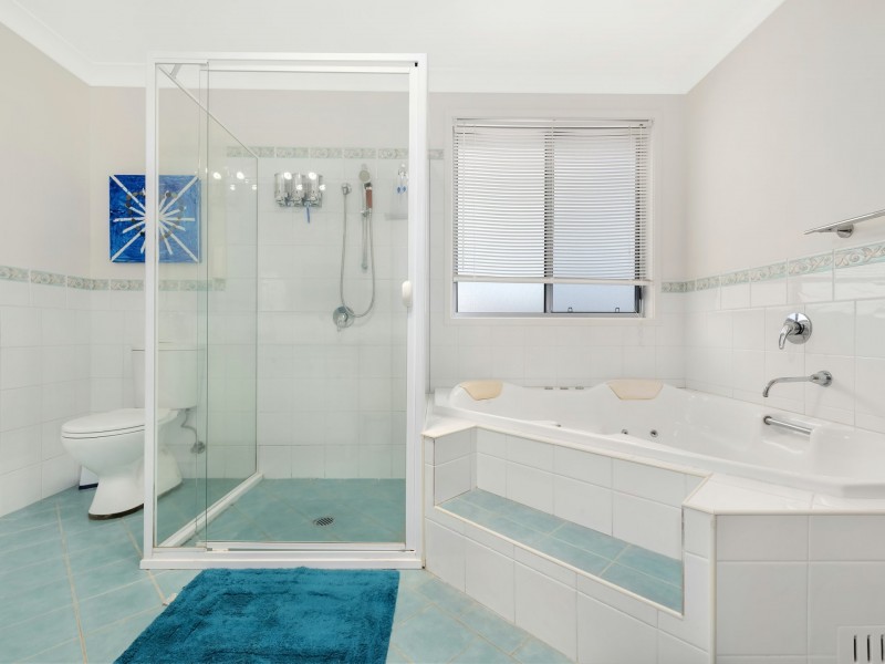 66 Bass Avenue, Killarney Vale NSW 2261