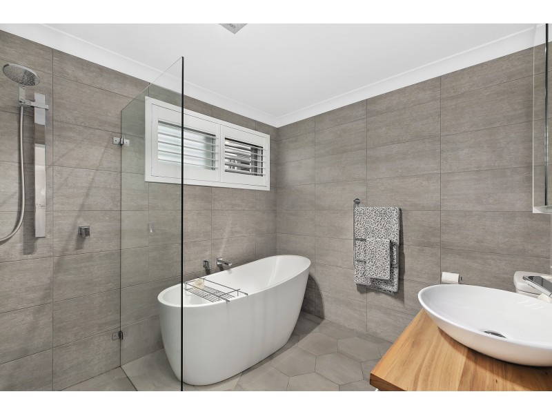 3 Alimah Close, Tumbi Umbi NSW 2261