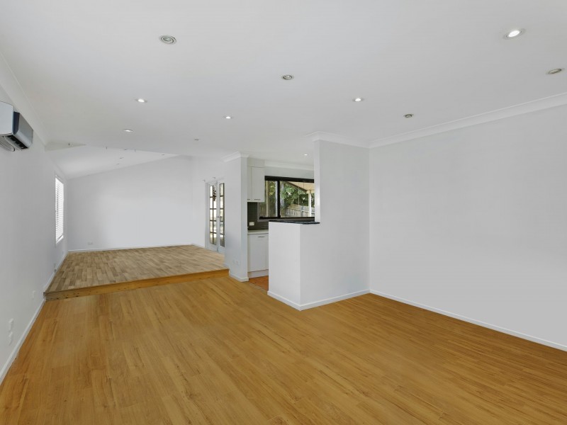 30 Gladys Avenue, Berkeley Vale NSW 2261