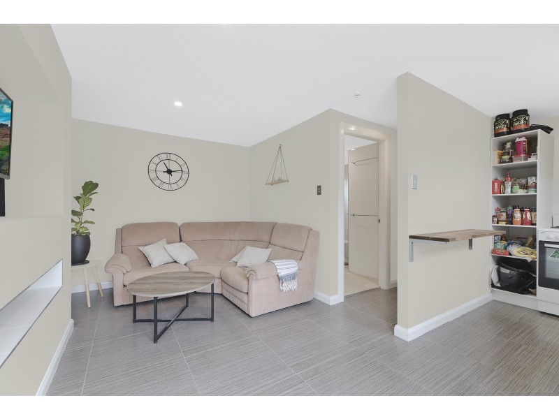 13 Gregory Street, Berkeley Vale NSW 2261