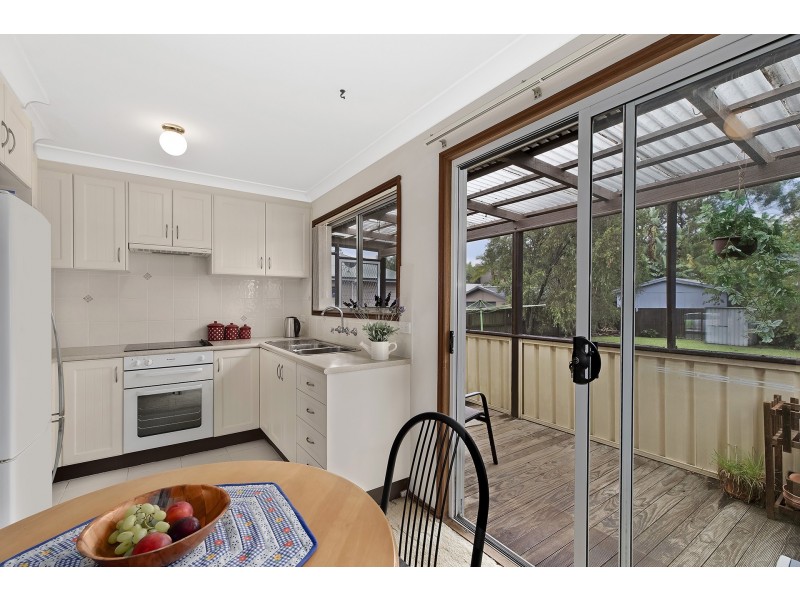 117 Kerry Cresent, Berkeley Vale NSW 2261