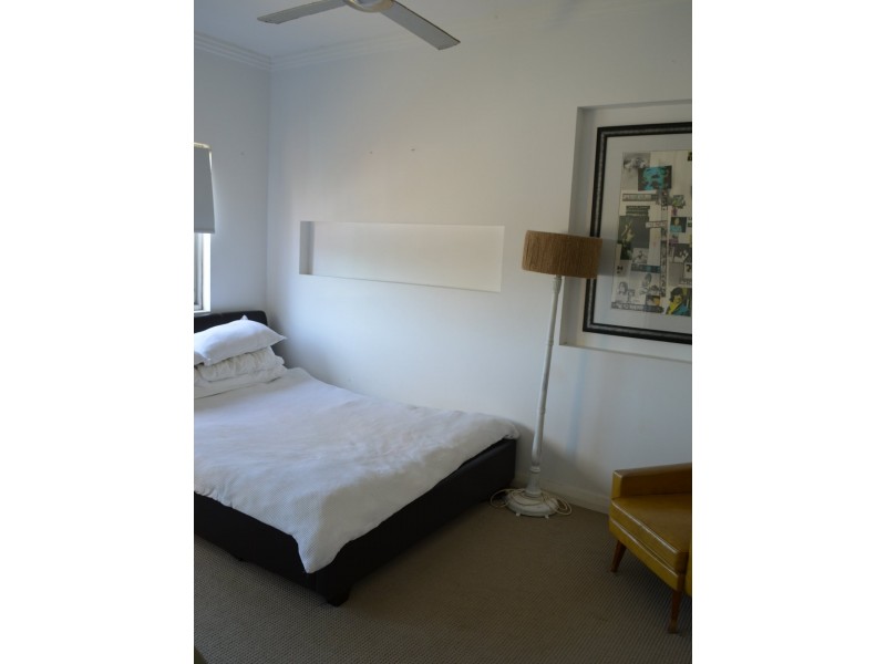33 South Street, Killarney Vale NSW 2261