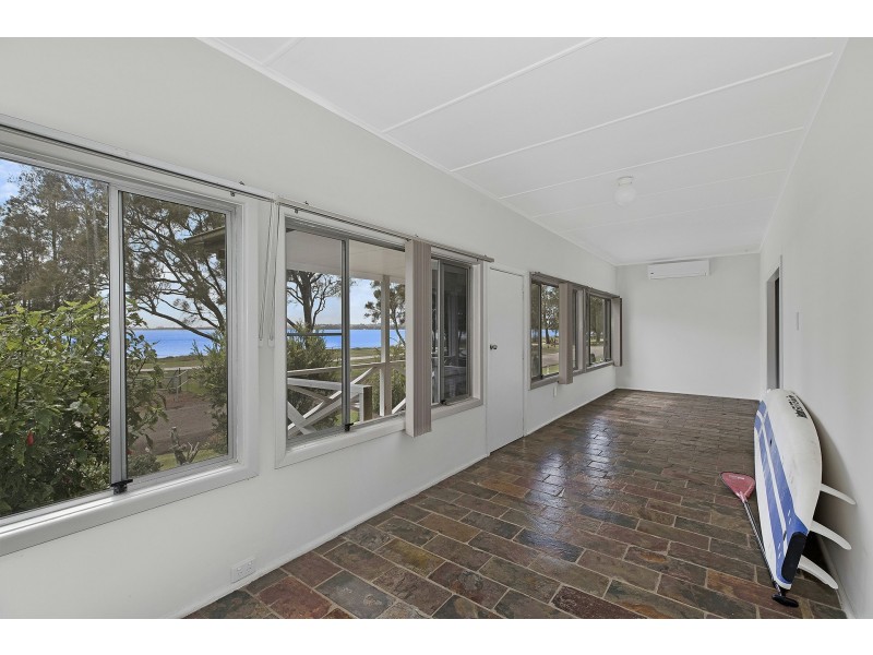 60 Lucinda Avenue, Killarney Vale NSW 2261