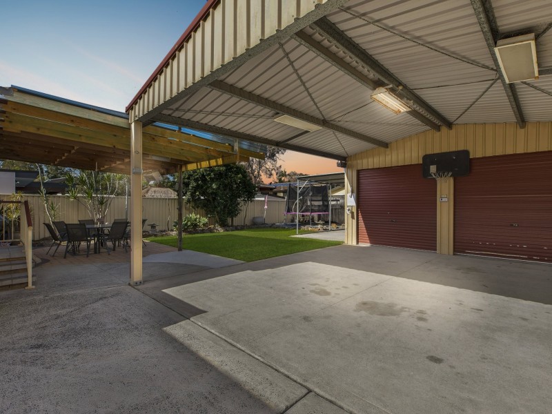 15 Kerry Crescent, Berkeley Vale NSW 2261