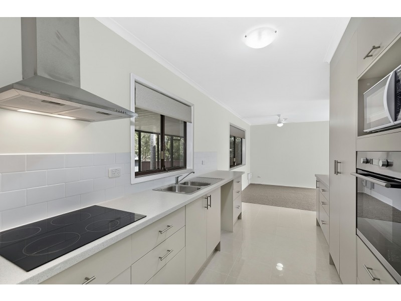 40 George Hely Crescent, Killarney Vale NSW 2261