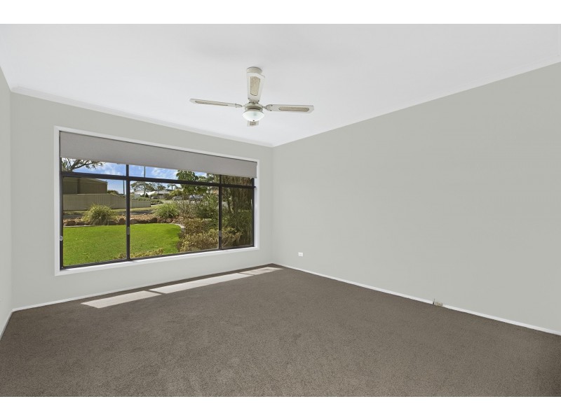 40 George Hely Crescent, Killarney Vale NSW 2261