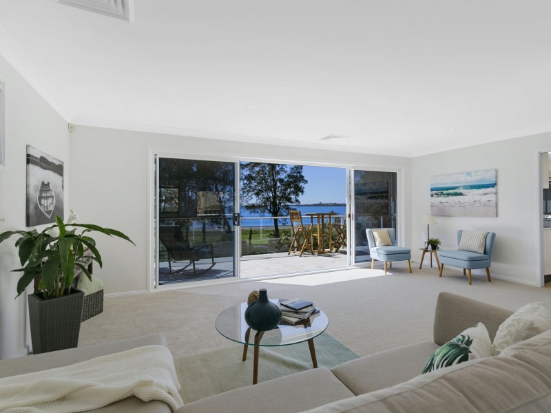 35 Hinemoa Avenue, Killarney Vale NSW 2261