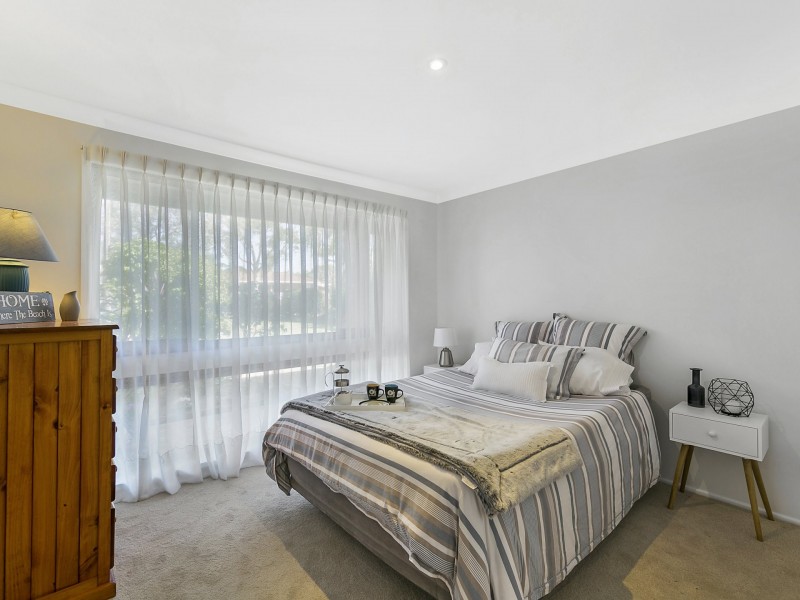 35 Hinemoa Avenue, Killarney Vale NSW 2261