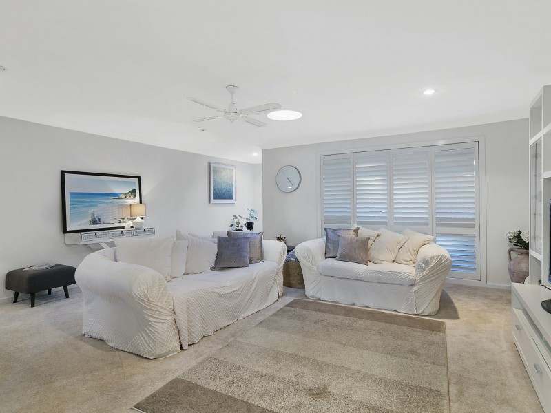 7 Shamrock Drive, Berkeley Vale NSW 2261