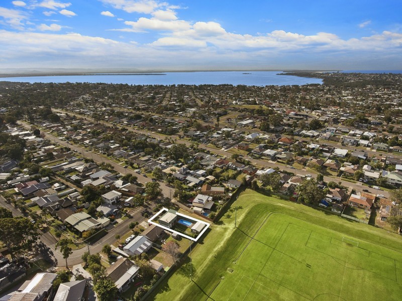 33 Mawson Drive, Killarney Vale NSW 2261