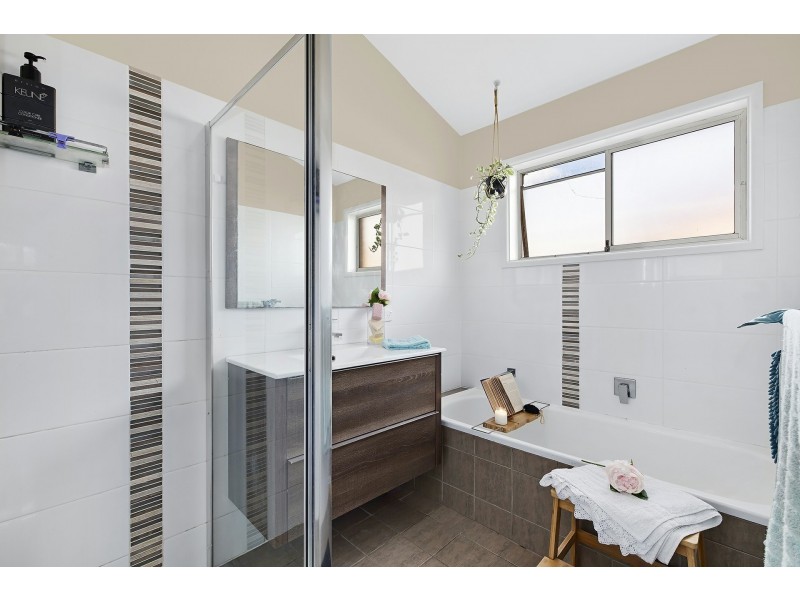 10 Warratta Road, Killarney Vale NSW 2261
