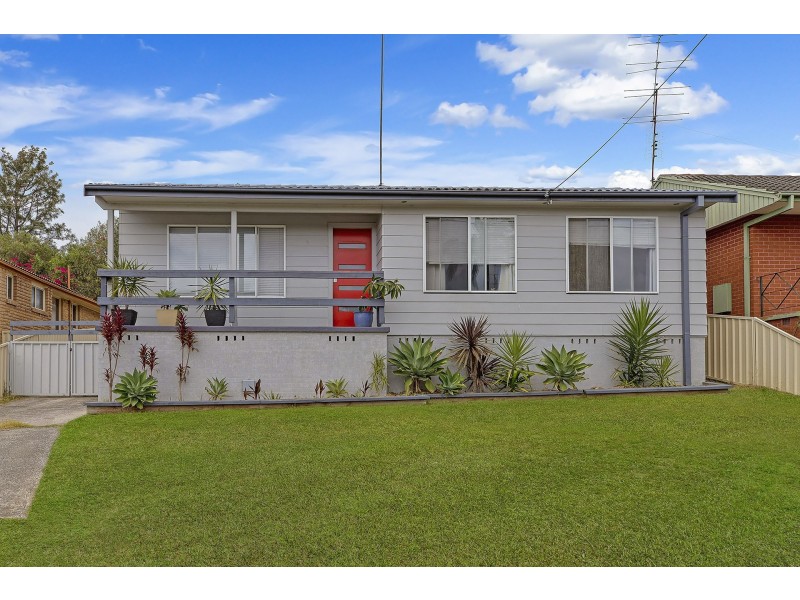 6 Peach Ave, Tumbi Umbi NSW 2261