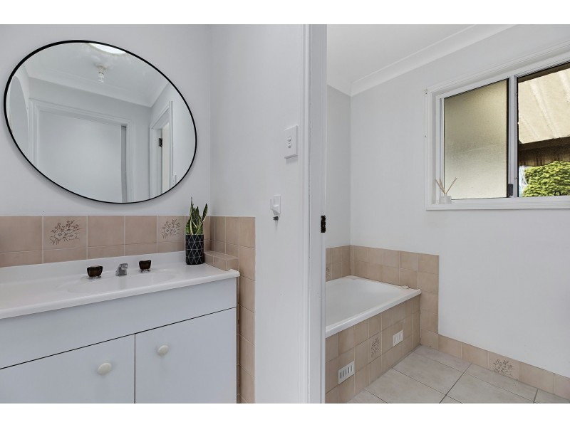 6 Peach Ave, Tumbi Umbi NSW 2261