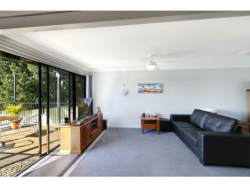 77 Wyong Road, Berkeley Vale NSW 2261