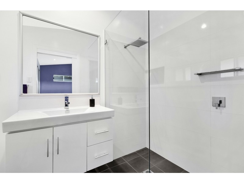 16 Macarthur Street, Killarney Vale NSW 2261
