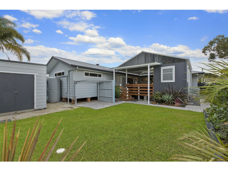16 Macarthur Street, Killarney Vale NSW 2261