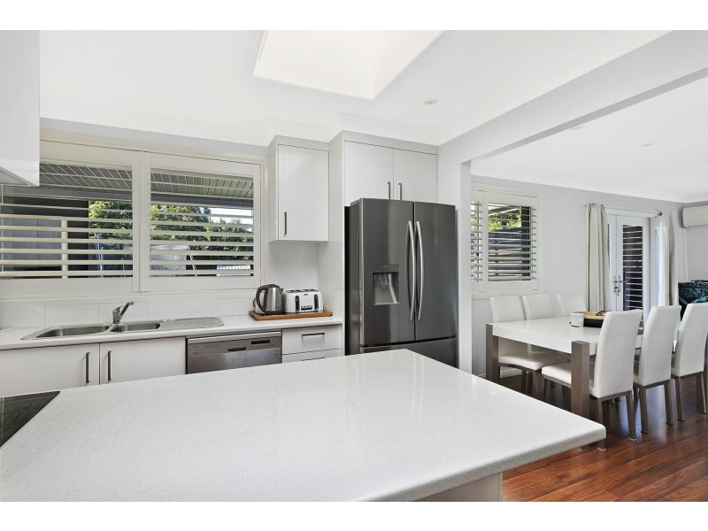 7 Hazel Close, Berkeley Vale NSW 2261