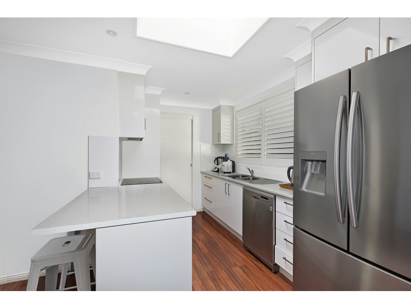 7 Hazel Close, Berkeley Vale NSW 2261