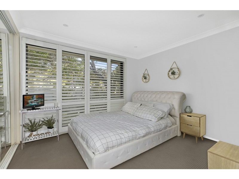 7 Hazel Close, Berkeley Vale NSW 2261