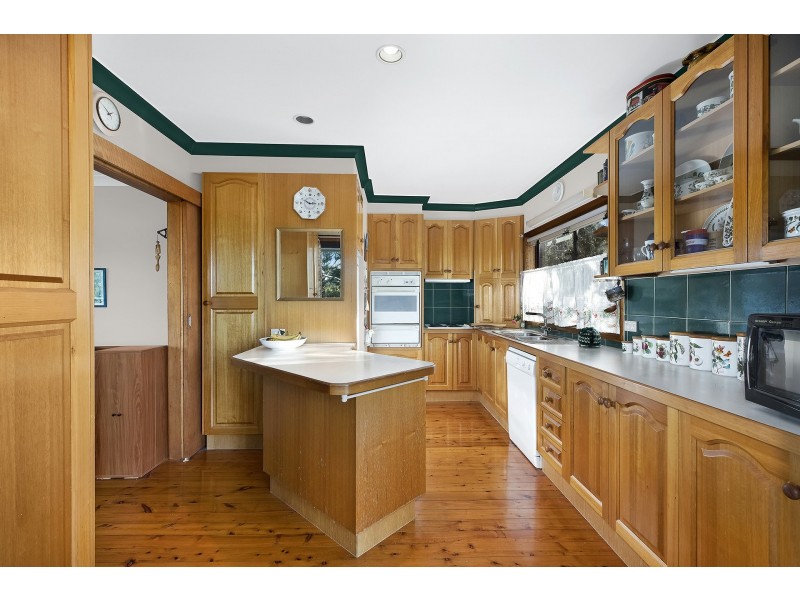 21 Donegal Road, Berkeley Vale NSW 2261